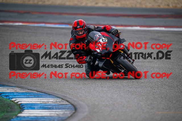 MaZZes_Fotomatrix_20240317_6007705_3180 | Fotograf Mathias Schmid
Sportfotograf,
Eventfotograf,
Hochzeitsfotograf,
Portraitfotograf