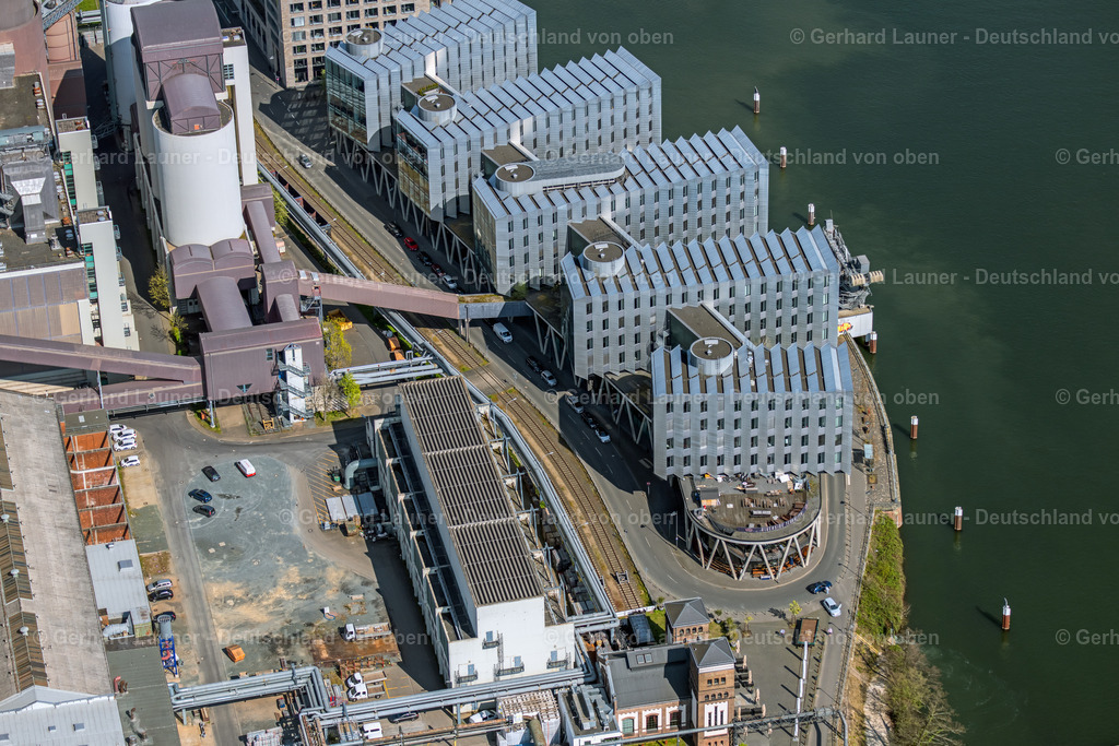 4020919 | Moderne Bürohäuser am Rotfelder-Ring, Frankfurt am Main