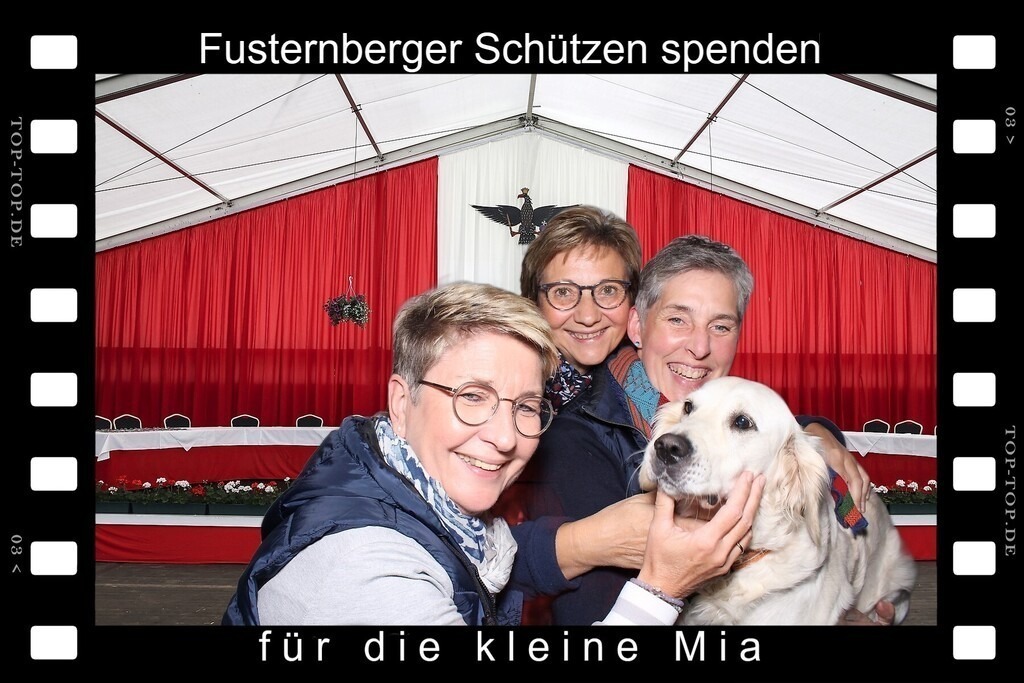 top-top.de 240928-058 | Foto, Video, Fotografie, Videografie, Fotobox, DJ, Discjockey, Musik, Musikbox, Veranstaltung, Photobooth, Amazon, Ebay, Buchtipp, Bestseller, Autor, Verlag, Buch, Wesel, Hamminkeln, NRW, Dinslaken, Rees, Drohne, Hochzeit, Party, Fotobox, Wesel, Fotograf