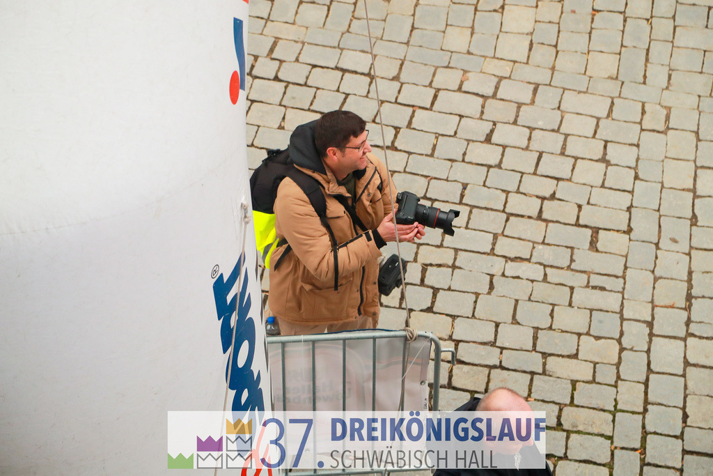 VR Bank Hauptlauf 10000m | 3 Koenigslauf 2023 - Realisiert mit Pictrs.com