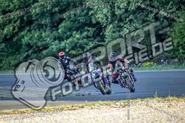 pubi8903 | Professionelle Fotos von Sportveranstaltungen, aber auch Hochzeiten und anderen Events. - Realisiert mit Pictrs.com
