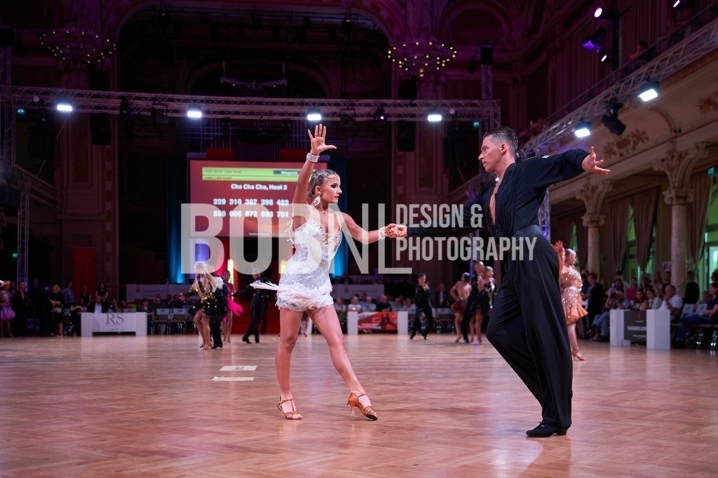 danceComp | Wuppertal - 05.07.2025: danceComp in Wuppertal (Historische Stadthalle), Germany. Photo by: BobNL design &amp; photography - Realisiert mit Pictrs.com