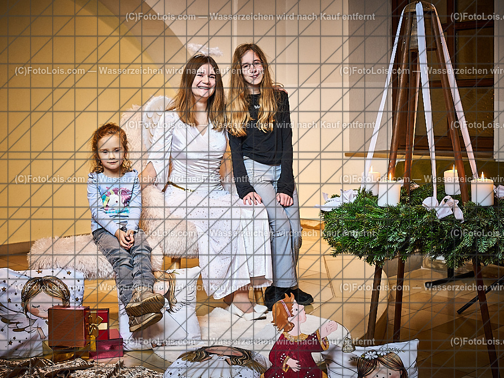 7818_Christkind_Sternenhaus | Hochzeitsfotograf mit dem Blick für´s Wesentliche, Firmung, Erstkommunion, Firmenfeiern, Sportfotoservice, Reproduktionen, Konzertfotografie, Pressefotografie, Luftbildfotografie, Innenarchitektur, Werbefotografie, Sponsoren-Livebildfotografie.