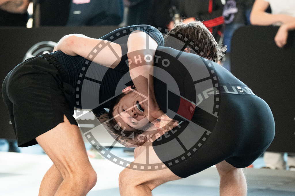 20251129PBB7023 | Fighters compete during the luta livre competition ILLCS XI winter edition on November 29, 2025 in Hannover, Germany.