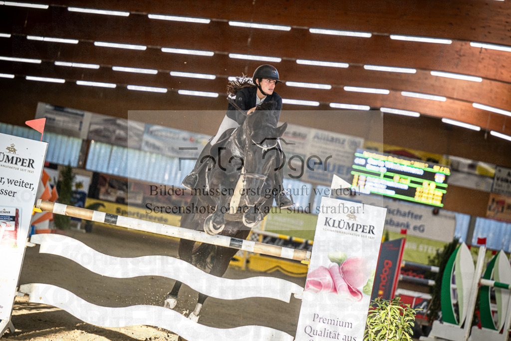 DOS_3181 | Entdecke hochwertige Reitturnierfotos von Foto Oger. Professionell, emotional und authentisch – jetzt Lieblingsmomente im Shop bestellen.Deutschlandweite Turnierfotografie. - Realisiert mit Pictrs.com