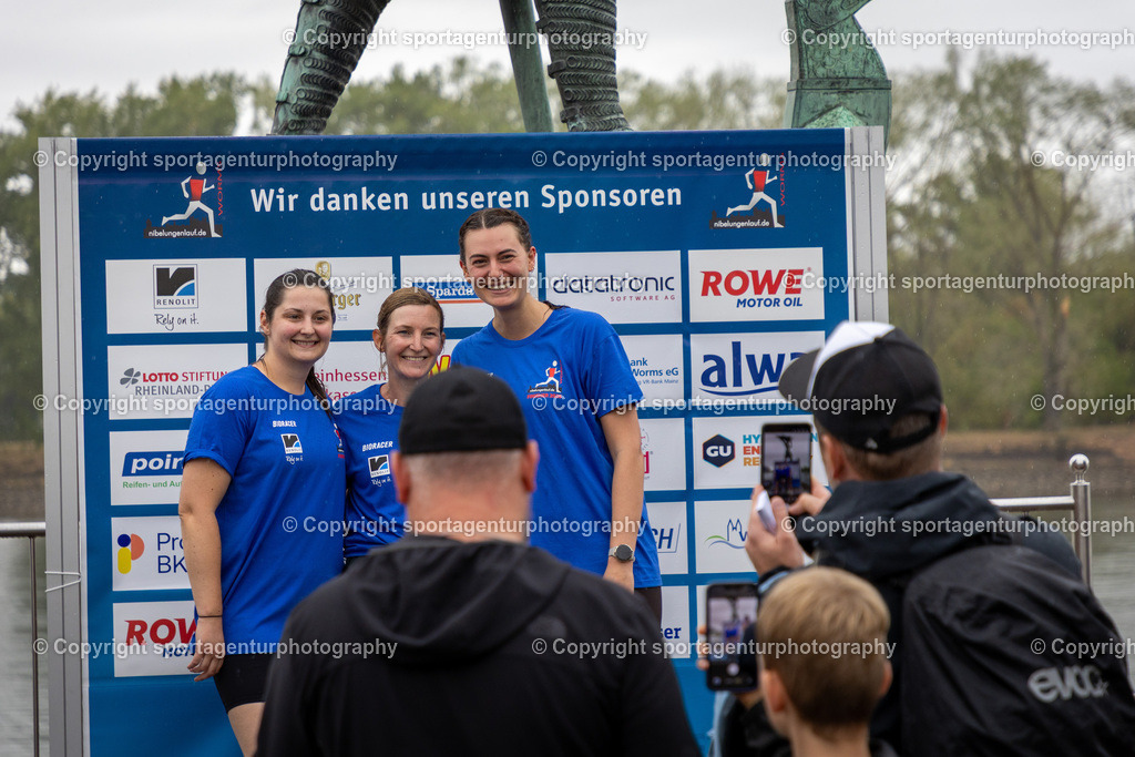 23. Wormser Nibelungenlauf | Siegerehrung 10km und Halbmarathon - Realisiert mit Pictrs.com