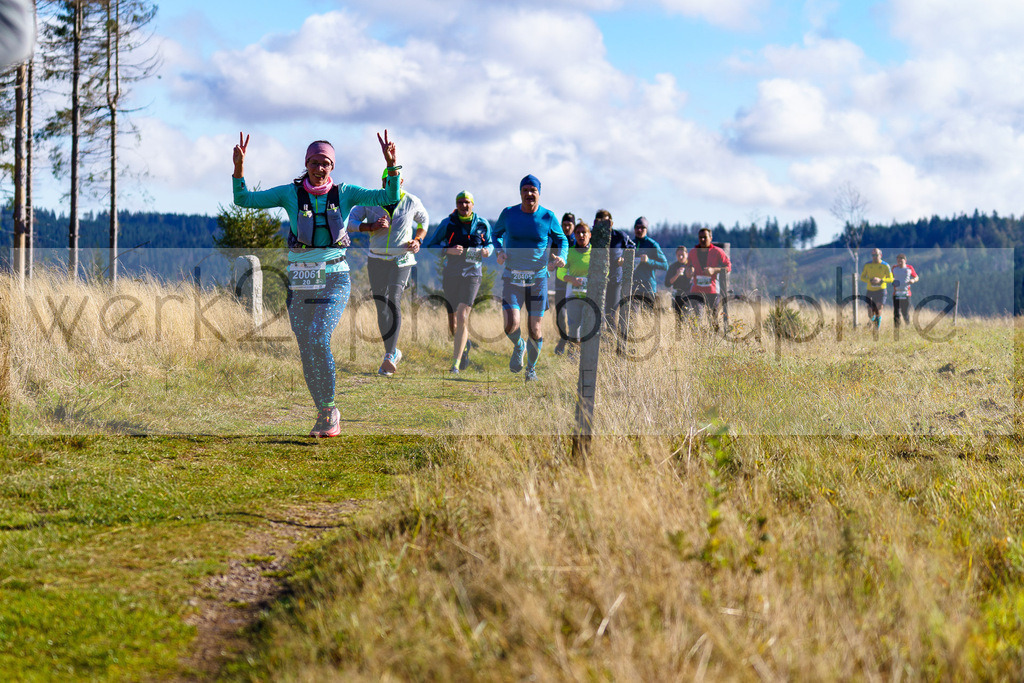 Herbstlauf 2024 | Rennsteig-Herbstlauf von Neuhaus am Rennweg nach Masserberg am 6. Oktober 2024