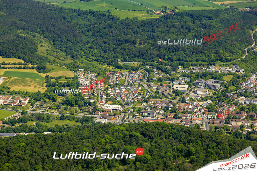 Das Luftbild zeigt  Mosbach - Die Luftaufnahme wurde 2023 vom UL-Flugzeug aus erstellt ( keine Drohne ) - Hochauflösende Luftaufnahme - Für grossformatige Ausdrucke geeignet. Die Geschenkidee !Mit Lizenz und Bildrechte bestellbar