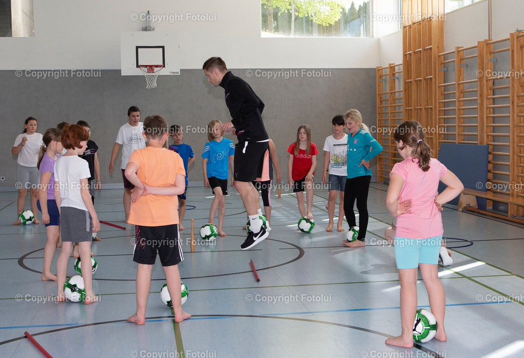 SCHULEAMBALL_030522_13 | bilder, linz, photo, foto, fussball, sport, fotolui, bundesliga