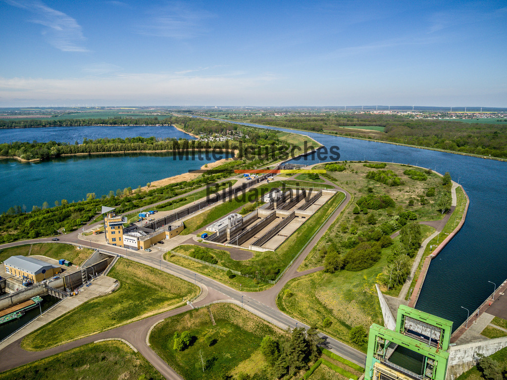 Schleuse Rothensee Schiffshebewerk-0022 | Doppelsparschleuse und Schiffshebewerk Magdeburg Rothensee - Realisiert mit Pictrs.com