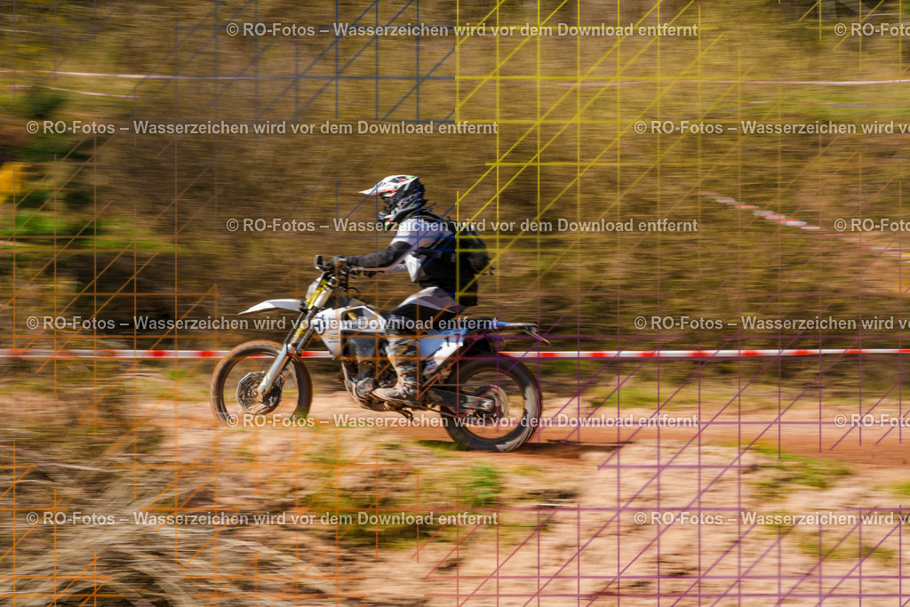 3 Lauf Mernes-269 | Sportfotografie von RO-Fotos: Motorsport, Motocross, Enduro, Laufveranstaltungen und Triathlon. Professionelle Fotos von Sportlern und Events. - Realisiert mit Pictrs.com