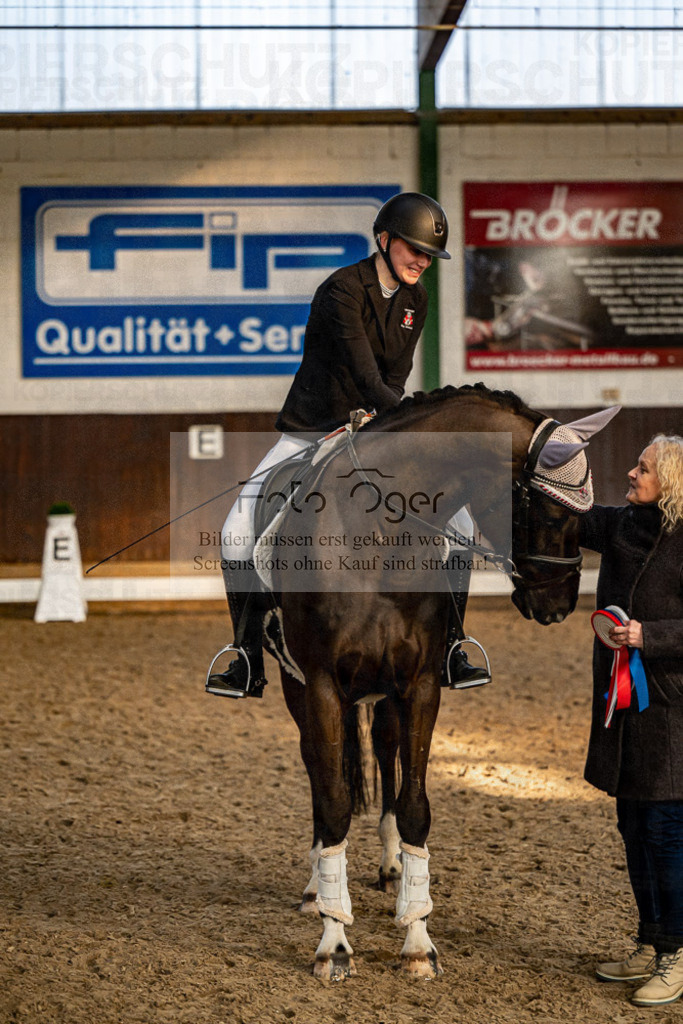 20240308-DOS_4648 | Entdecke hochwertige Reitturnierfotos von Foto Oger. Professionell, emotional und authentisch – jetzt Lieblingsmomente im Shop bestellen.Deutschlandweite Turnierfotografie. - Realisiert mit Pictrs.com