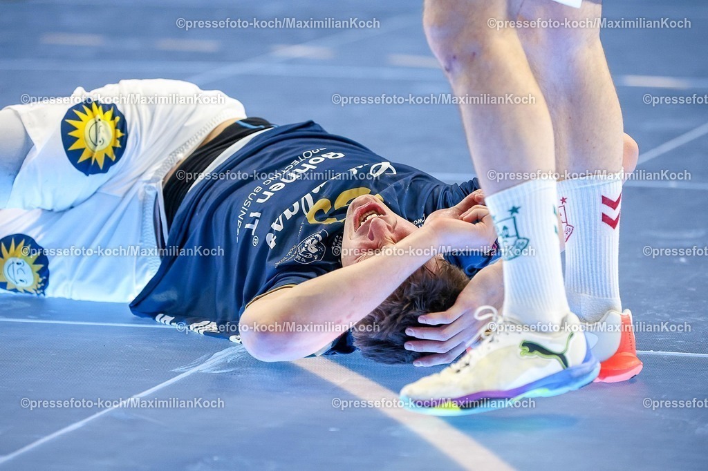 xSSCx18042602057 | 18.04.2026, xsscx, Handball, DHB-Pokal Lidl Final4, Halbfinale, Bergischer HC - SC Magdeburg, Saison 2025 / 2026 Herren, Lanxess Arena, Köln: Sören Steinhaus (Bergischer HC #53) luiegt verletzt auf dem Boden Photo: xSandraxScherningxPressefotoKochx