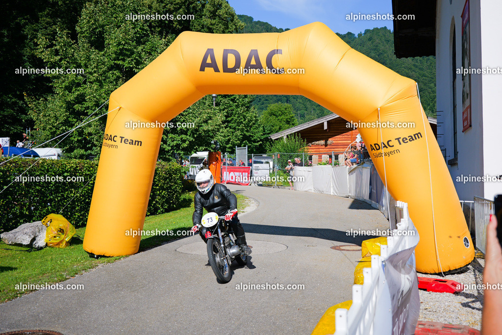 P1025712 | Erleben Sie atemberaubende, hochqualitative Fotos Ihrer Fahrt entlang der malerischen Alpenstraßen. Besuchen Sie alpineshots.com, um professionelle Aufnahmen Ihrer unvergesslichen Reise zu finden und zu kaufen - Realisiert mit Pictrs.com