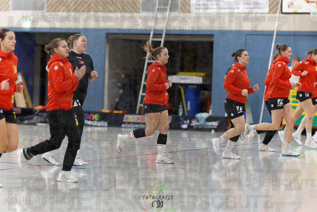 Frauen Regionalliga (HHV); HSG Wettenberg - HSG Twistetal | Frauen Regionalliga (HHV); HSG Wettenberg - HSG Twistetal am 08.11.2025 in Launsbach (Wettenberg) (Halle GS Launsbach (Wettenberg))Photo © 2025 - Jörg Heinrich - Realisiert mit Pictrs.com