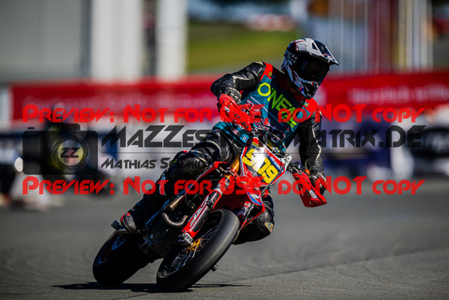 MaZZes_FotoMatrix_220903_2060 | S2