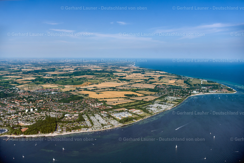 4038121 | Küstenlandschaft bei NEUSTADT IN HOLSTEIN 07.08.2020 Stadtansicht am Meeres-Küstenbereich in Neustadt in Holstein im Bundesland Schleswig-Holstein, Deutschland. // City view on sea coastline in Neustadt in Holstein in the state Schleswig-Holstein, Germany. Foto: Gerhard Launer