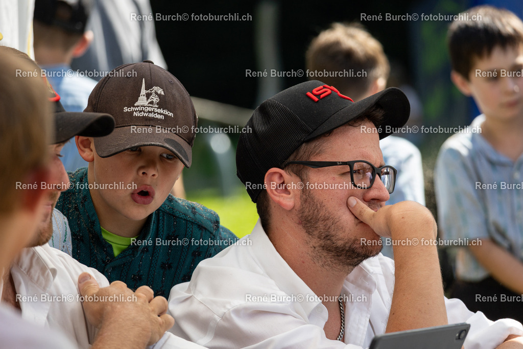 602A0287 | René Burch leidenschaftlicher Fotograf aus Kerns in Obwalden.  Hier finden sie Sport, Landschaft und Natur Fotografie.
 - Realisiert mit Pictrs.com