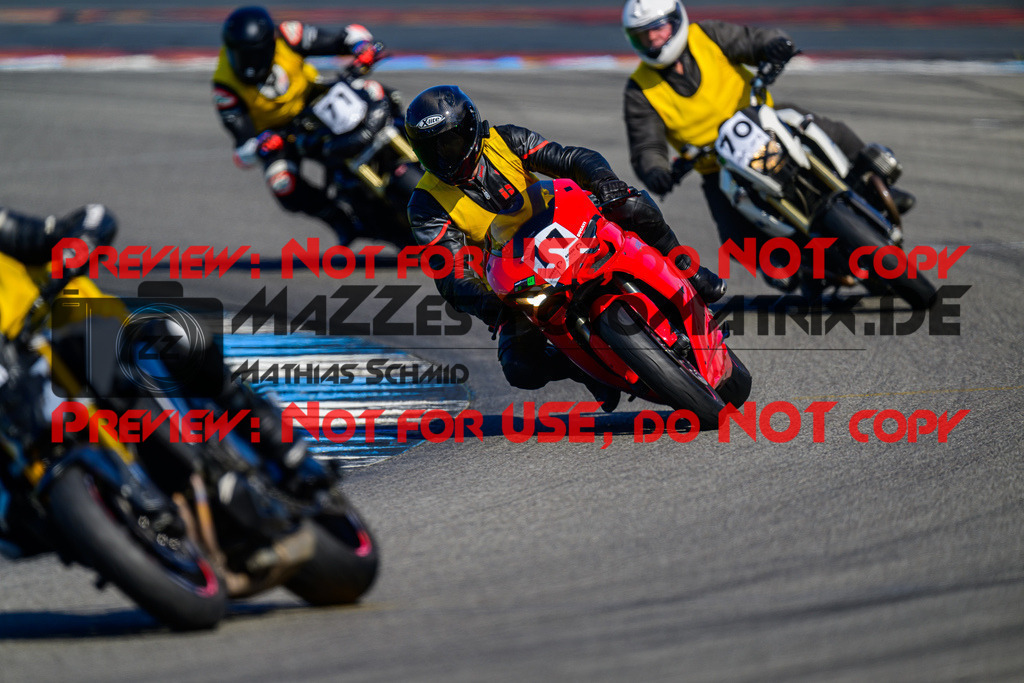 MaZZes_FotoMatrix_240520_6007705_9767 | INST