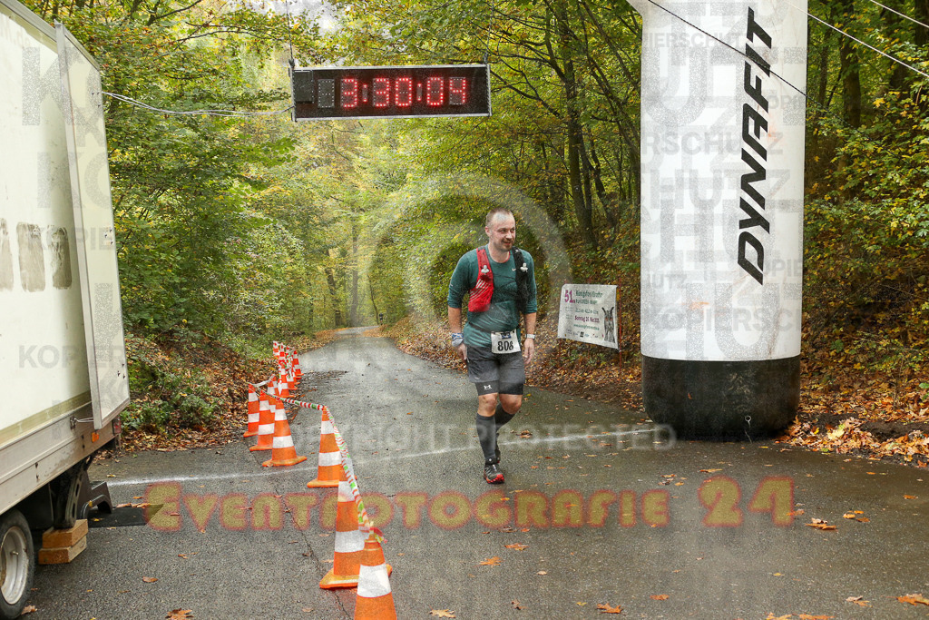 241027_1030_EX1_3811 | Sportfotografie im Rhein-Sieg Kreis, Köln, Bonn, NRW, Rheinland Pfalz, Hessen, etc. Unser Tätigkeitsfeld umfasst den Laufsport vom Volkslauf über den Marathon, Duathlon, Triathon bis zum Ultralauf wie Kölnpfad Ultra oder Schindertrail.