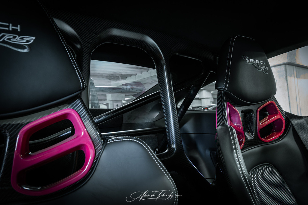 R6AT1041 _Alexander Tschuncky | Entdecken Sie die faszinierende Welt von Alexander Tschuncky Arts: Kreative Fotografie, atemberaubende Automobilkunst und hochwertiger Bilderdruck. Lassen Sie sich inspirieren! - Realisiert mit Pictrs.com