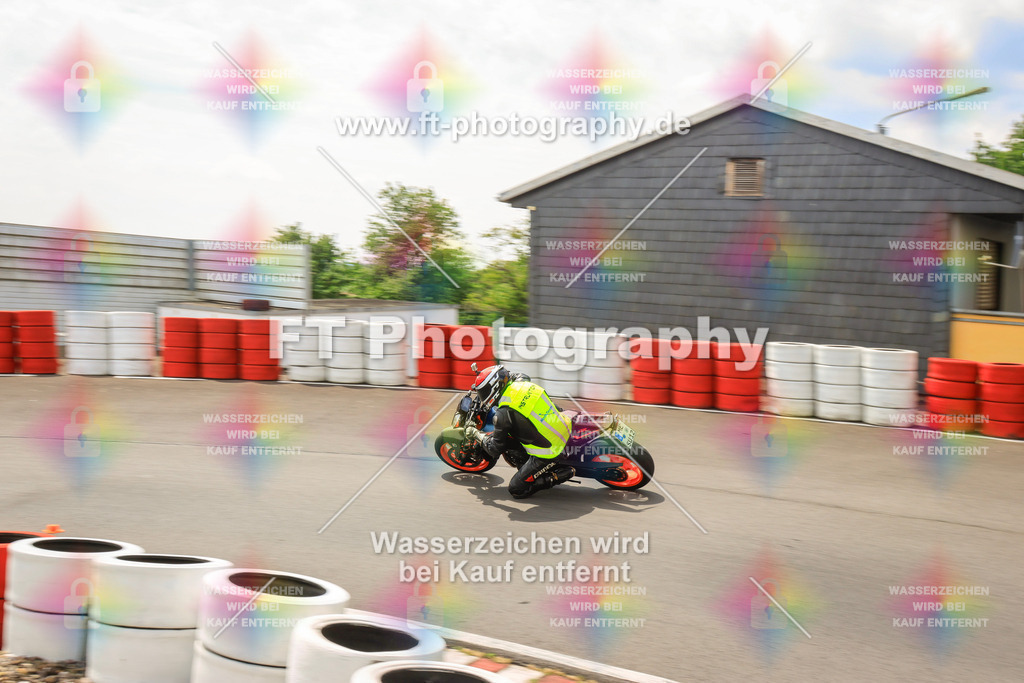 _DSK2817 | Hier findet Ihr Bilder von Touristenfahrten auf der Nürburgring Nordschleife oder von anderen Veranstaltungen die ich besucht habe. Viel Spass beim Durch Schauen 