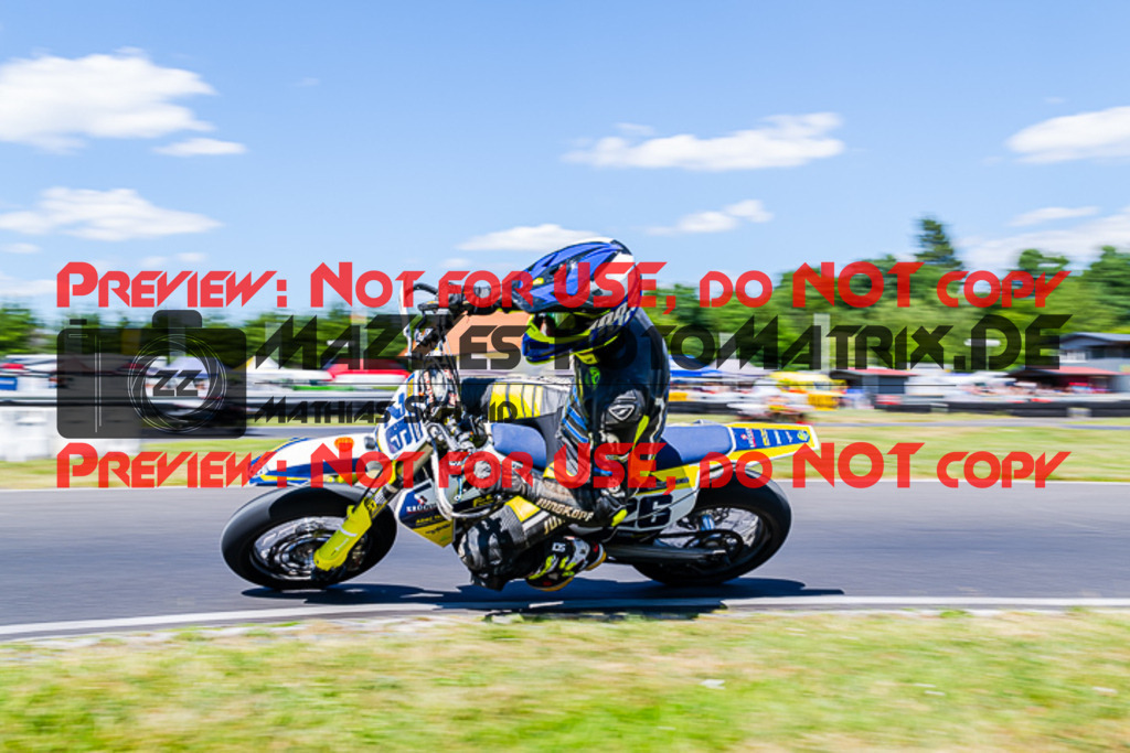 MaZZes_FotoMatrix_220702_1762 | S3