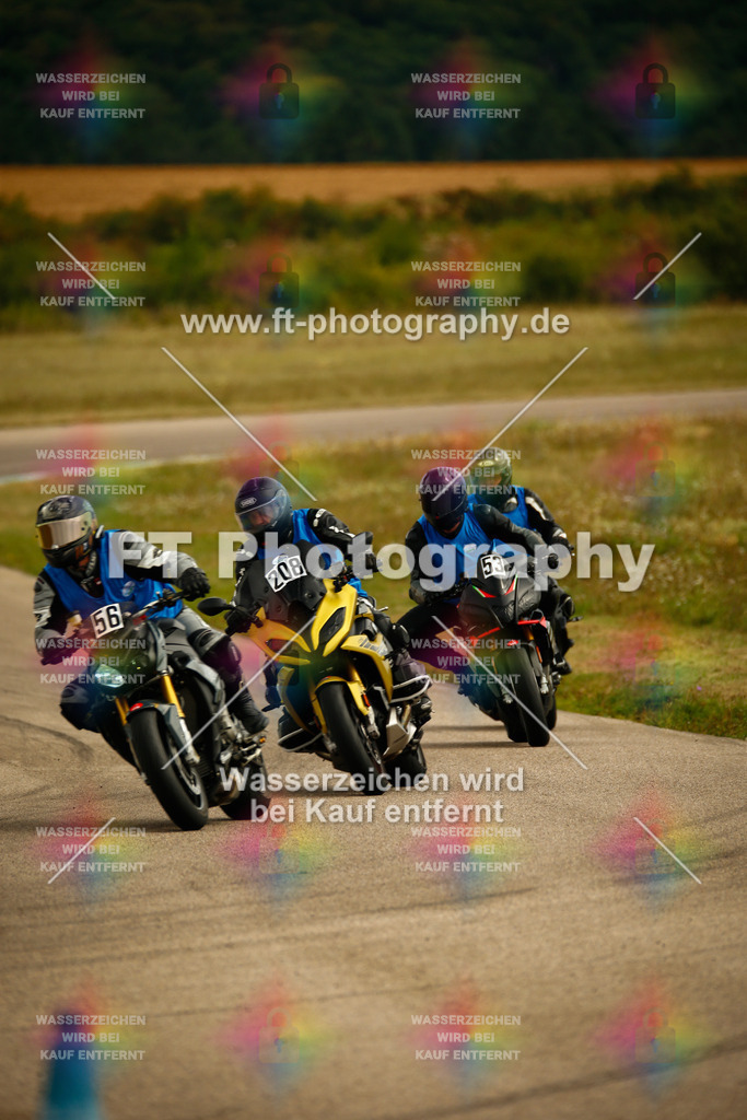 _MOT7549 | Hier findet Ihr Bilder von Touristenfahrten auf der Nürburgring Nordschleife oder von anderen Veranstaltungen die ich besucht habe. Viel Spass beim Durch Schauen 