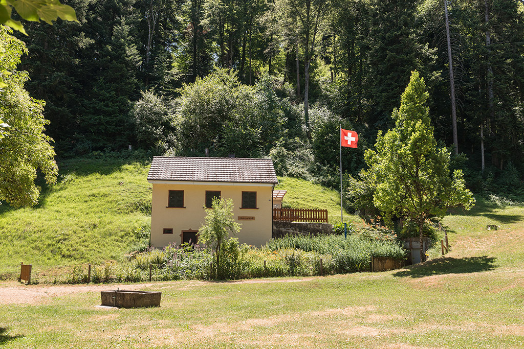 Haus "chuze-stöckli" in der Schneematt | in Lupsingen, Baselland, Schweiz - Realisiert mit Pictrs.com