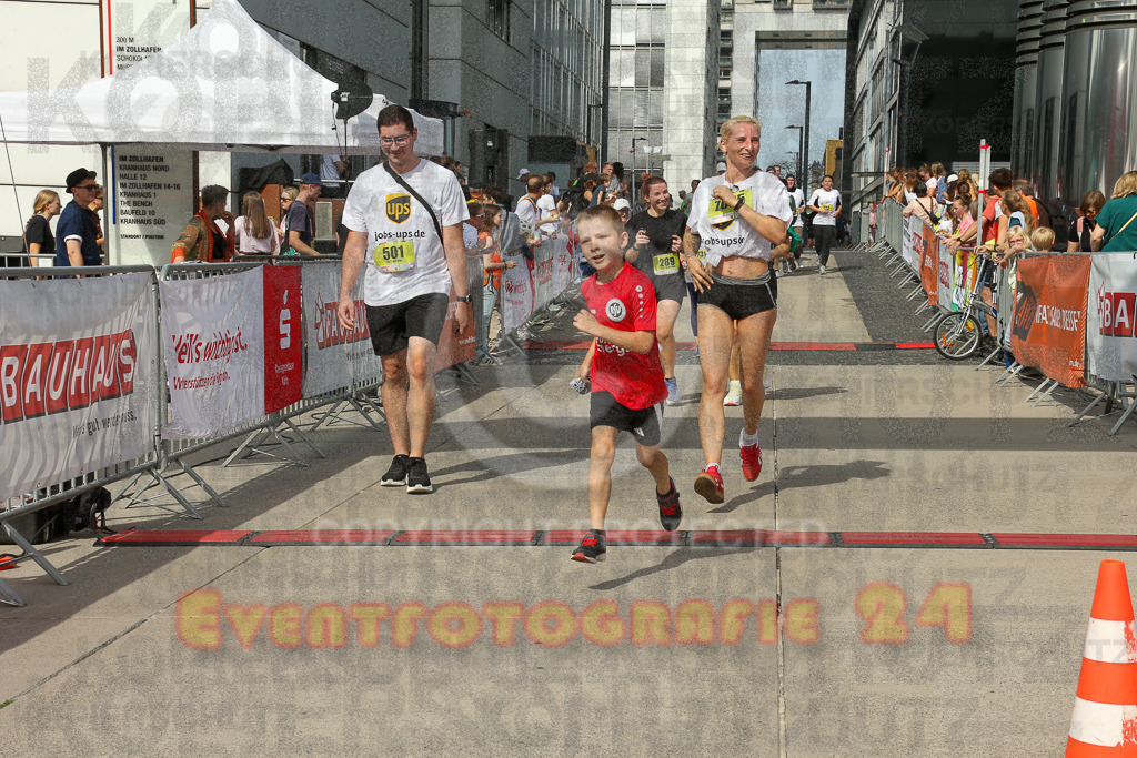 250920_1343_EX1_6368 | Sportfotografie im Rhein-Sieg Kreis, Köln, Bonn, NRW, Rheinland Pfalz, Hessen, etc. Unser Tätigkeitsfeld umfasst den Laufsport vom Volkslauf über den Marathon, Duathlon, Triathon bis zum Ultralauf wie Kölnpfad Ultra oder Schindertrail.