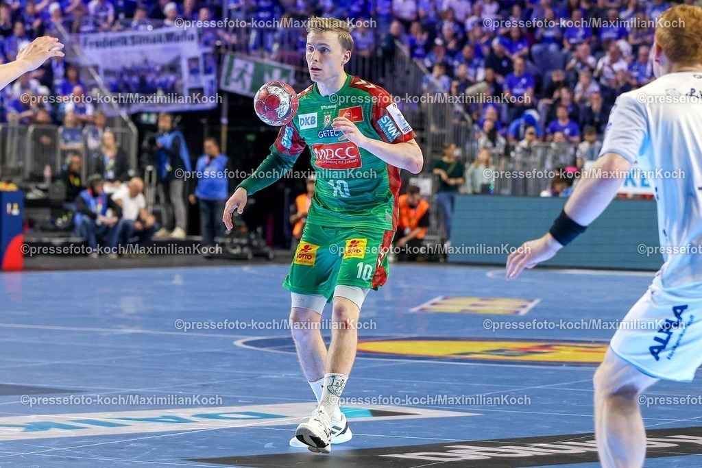 xSSCx19042601013 | 19.04.2026, xsscx, Handball, DHB-Pokal Lidl Final4, Spiel um Platz 3, TBV Lemgo-Lippe - SC Magdeburg, Saison 2025 / 2026 Herren, Lanxess Arena, Köln: Gisli Kristjansson (SC Magdeburg #10) Photo: xSandraxScherningxPressefotoKochx