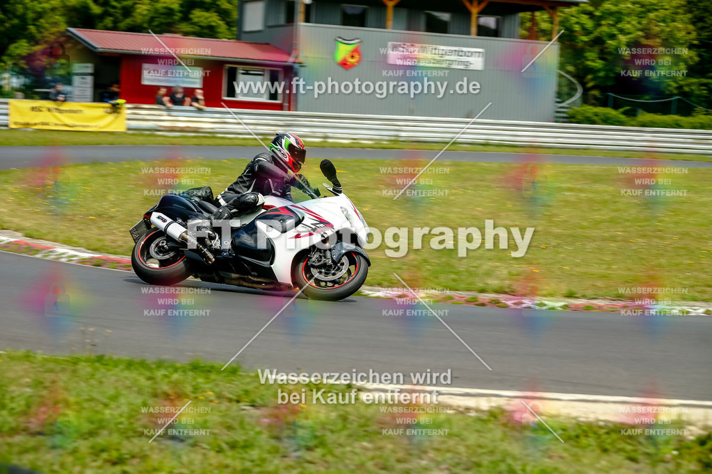 VBK-4736 | Hier findet Ihr Bilder von Touristenfahrten auf der Nürburgring Nordschleife oder von anderen Veranstaltungen die ich besucht habe. Viel Spass beim Durch Schauen 