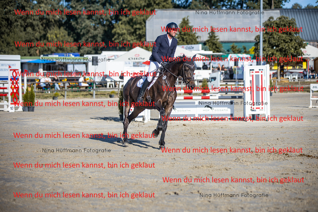 BK1A6015 | Turnierbilder Turnierfotos Nina Hüffmann Turnierfotografie Pferdefotografie Tierzeichnung Haustierzeichnung Pferdezeichnung Hundezeichnung Videograf  - Realisiert mit Pictrs.com