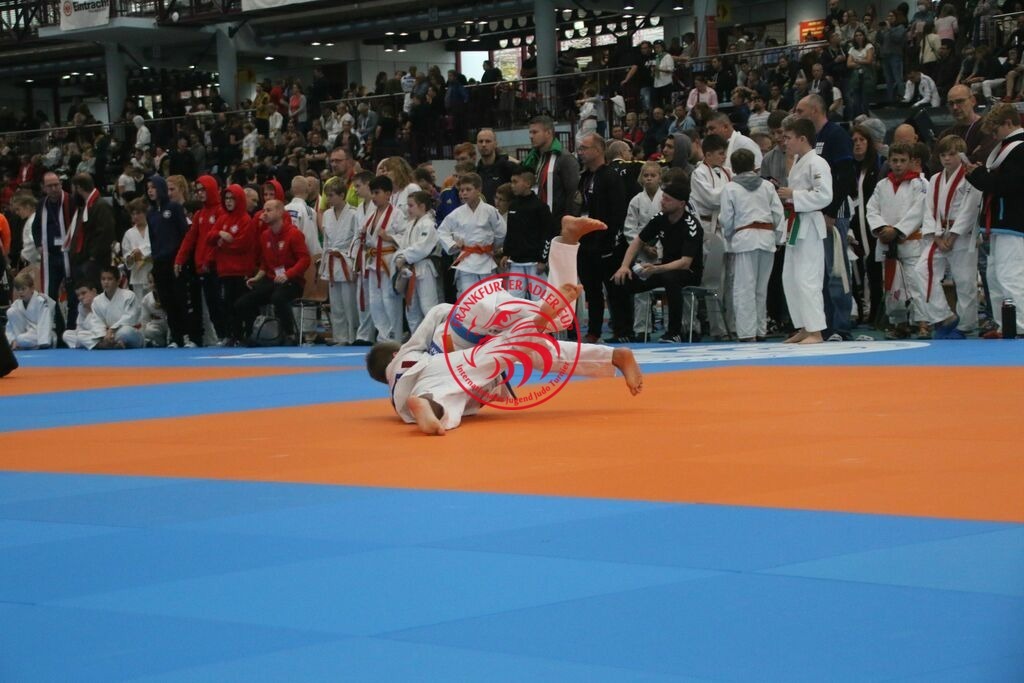 MSY-2022-10-29-7842 | Fotos vom Adler Cup - Pictures from Adler Cup

Hier findet Ihr alle Eindrücke und großen Momente der Adler Cup Wochenenden. Here you will find all impressions and great moments of the Adler Cup weekends. - Realisiert mit Pictrs.com