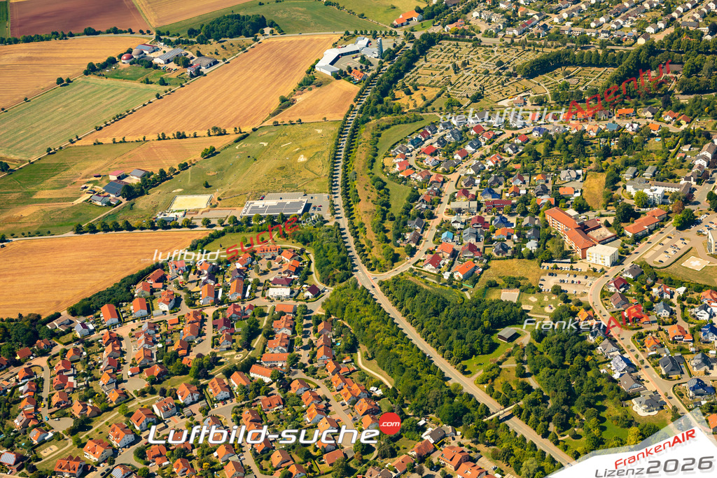 Das Luftbild der Stadt Korbach wurde 2022 vom Flugzeug heraus erstellt (keine Drohnen-Aufnahmen) Aufnahmehöhe ca.450 Meter- hohe Bildauflösung und Druck-Qualität. Garantiert!