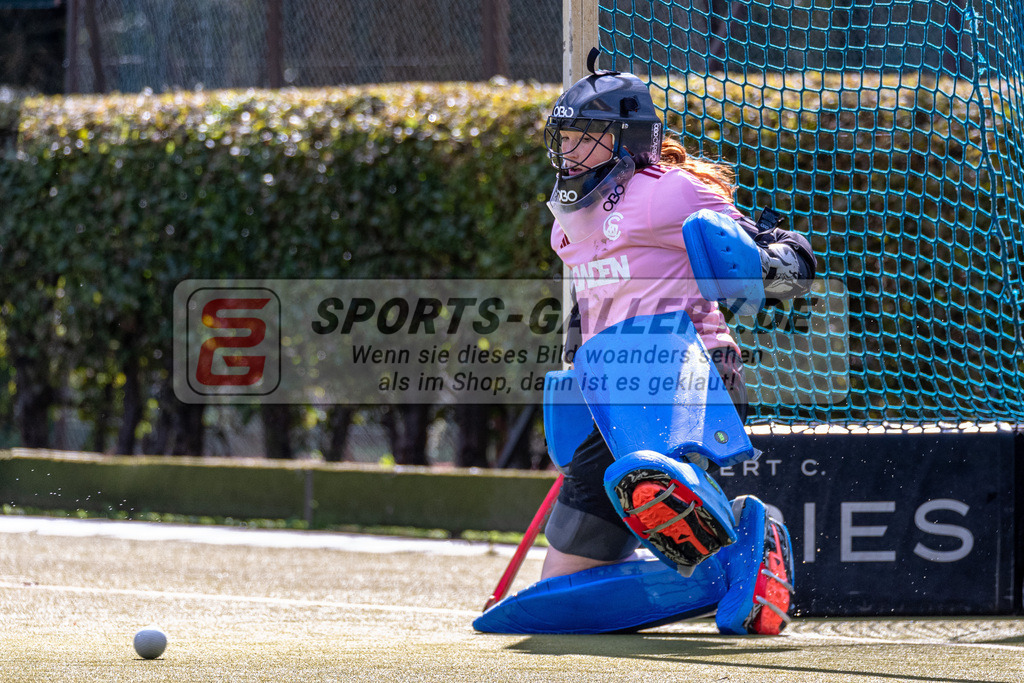 SM_20240915-D5A_2201 | 1.Bundesliga Feldhockey (W) UHC - MSC / 3:0 n.P. (0:0,0:0)