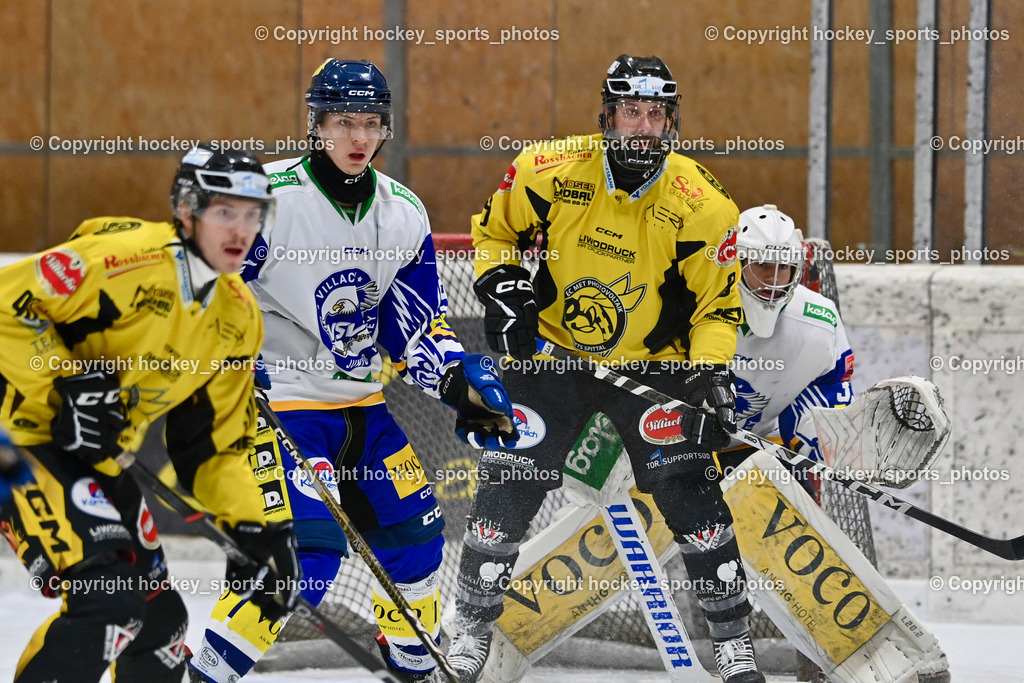 MET PHOTOVOLTAIK HORNETS SPITTAL vs. EC VSV juniors U20  | #19 Wadel Marcel EC VSV juniors U20, #9 Essmann Kevin EC Hornets Spittal, #33 Steiner Paul EC VSV juniors U20, MET PHOTOVOLTAIK HORNETS SPITTAL vs. EC VSV juniors U20 , MET PHOTOVOLTAIK HORNETS SPITTAL vs. EC VSV juniors U20  am 05.11.2024 in Spittal an der Drau (Goldeck Stadion), Austria, (Photo by Bernd Stefan)