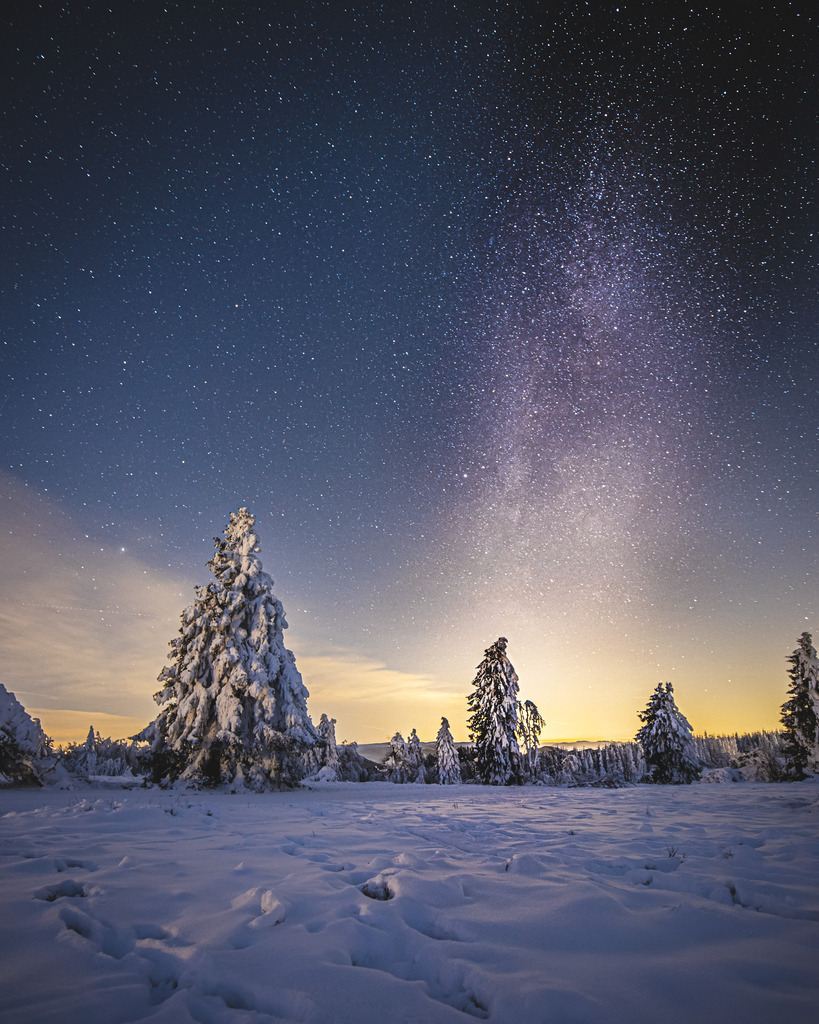 WIntermilchstraße  | Milchstraße in einer Winterlandschaft - Realisiert mit Pictrs.com
