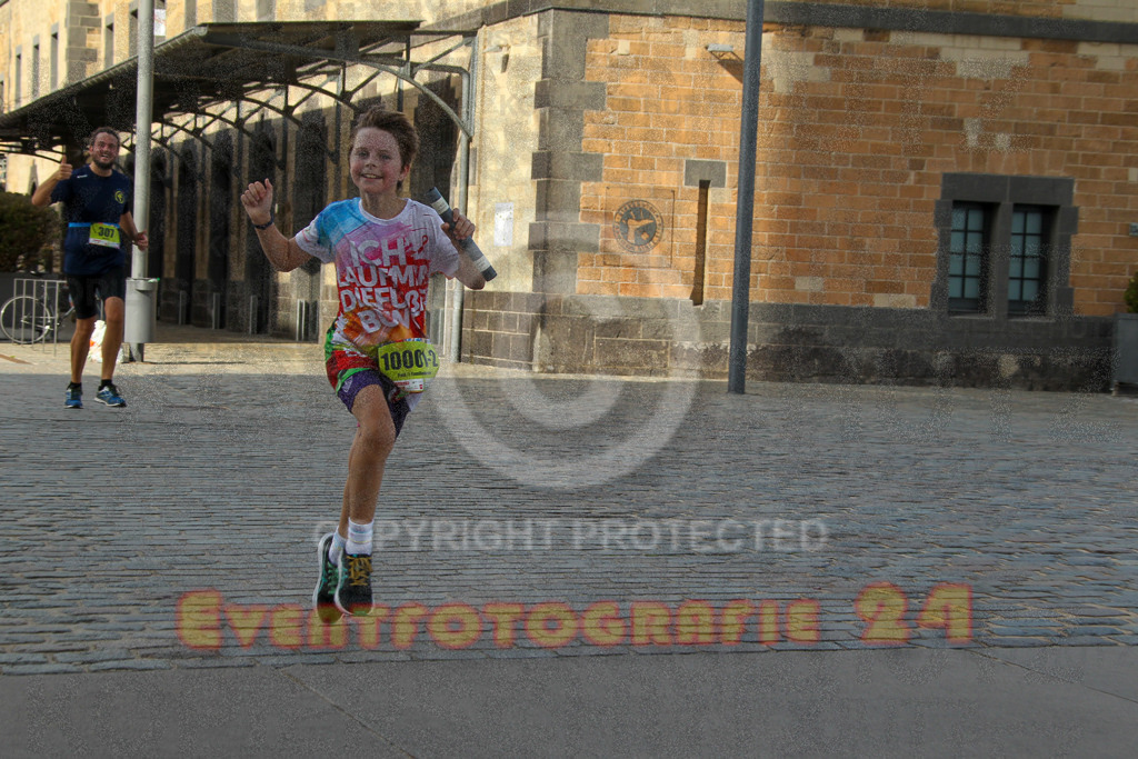 250920_1550_EV4_9594 | Sportfotografie im Rhein-Sieg Kreis, Köln, Bonn, NRW, Rheinland Pfalz, Hessen, etc. Unser Tätigkeitsfeld umfasst den Laufsport vom Volkslauf über den Marathon, Duathlon, Triathon bis zum Ultralauf wie Kölnpfad Ultra oder Schindertrail.