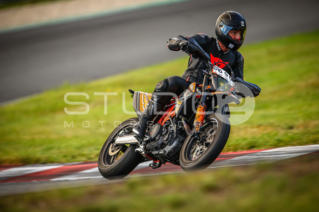 0690-250911-OSL-003_690 | Deine Full-Service-Agentur für ✔️Videoproduktionen und ✔️Motorsportfotografie Jetzt Angebot anfragen!