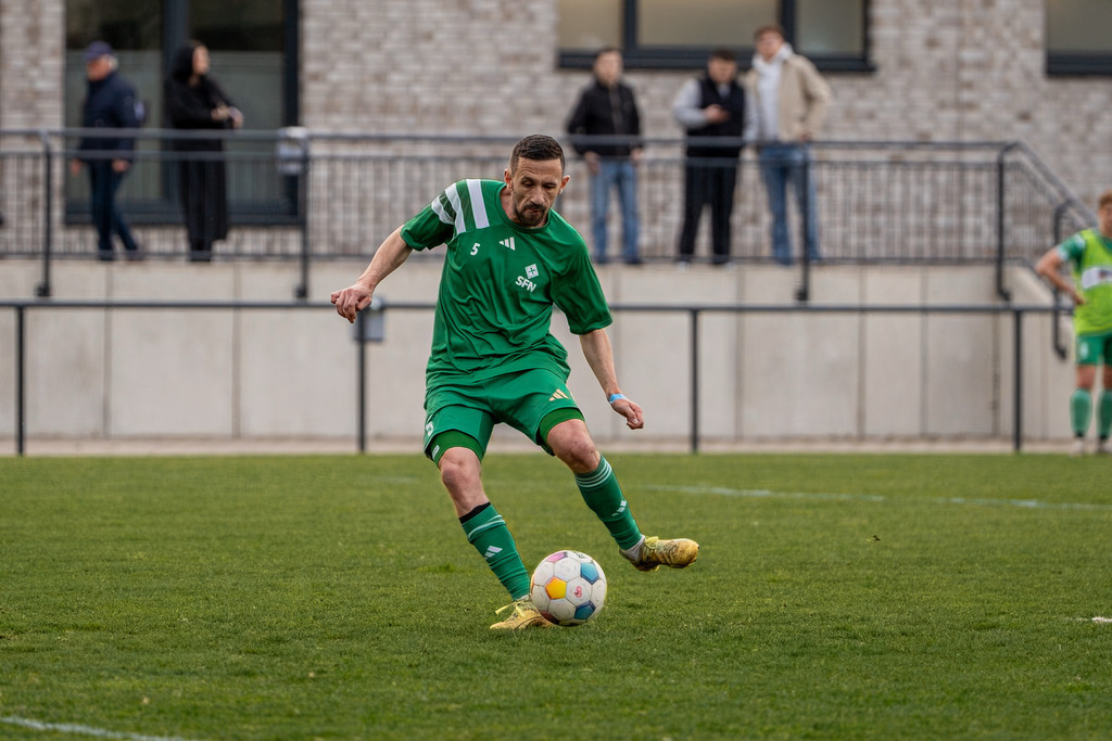 Fußball I Herren I Saison 2025-2026 I Landesliga Weser-Ems I 23. Spieltag I SFN Vechta - BW Lohne II I 00198 | jns.sportfotos - Realisiert mit Pictrs.com