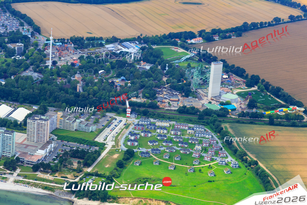 Die Luftaufnahme der Stadt Sierksdorf wurde vom UL-Flugzeug heraus erstellt ( keine Drohne )- hohe Auflösung für beste Qualität