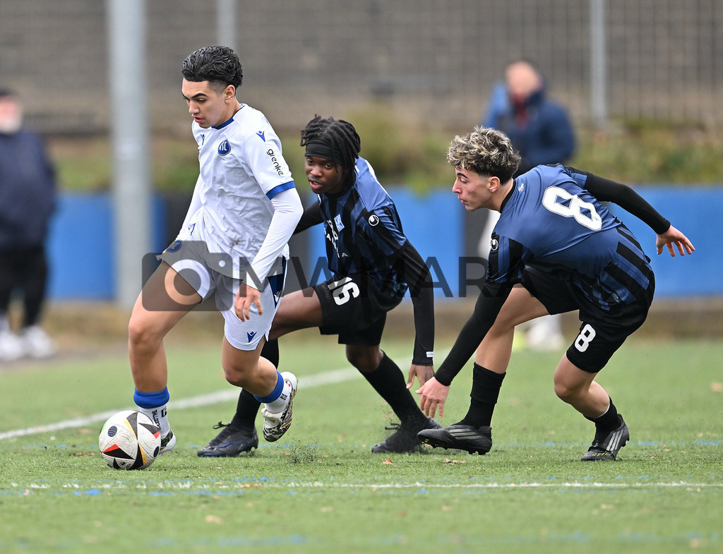 Fussball I Herren I Saison 2025-2026 I Bundesliga I 6. Spieltag I Eintracht Frankfurt - FC Bayern München  | MWMARA - Realisiert mit Pictrs.com