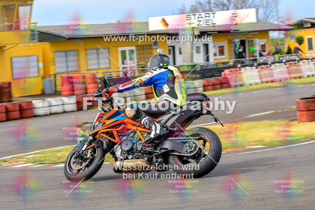 _OTO3299 | Hier findet Ihr Bilder von Touristenfahrten auf der Nürburgring Nordschleife oder von anderen Veranstaltungen die ich besucht habe. Viel Spass beim Durch Schauen 