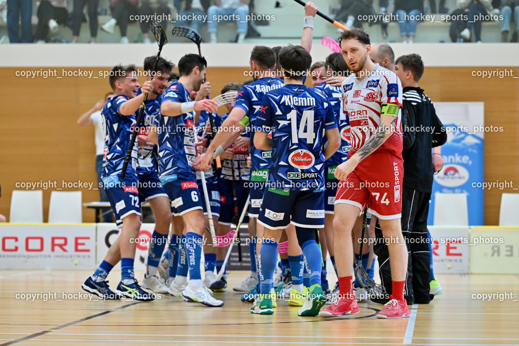 VSV Unihockye vs. KAC Floorball | Jubel VSV Unihockey Mannschaft, #74 Luca Wurmitzer KAC Floorball, VSV Unihockye vs. KAC Floorball, VSV Unihockye vs. KAC Floorball am 13.04.2025 in Villach (Ballspielhalle St. Martin), Austria, (Photo by Bernd Stefan)