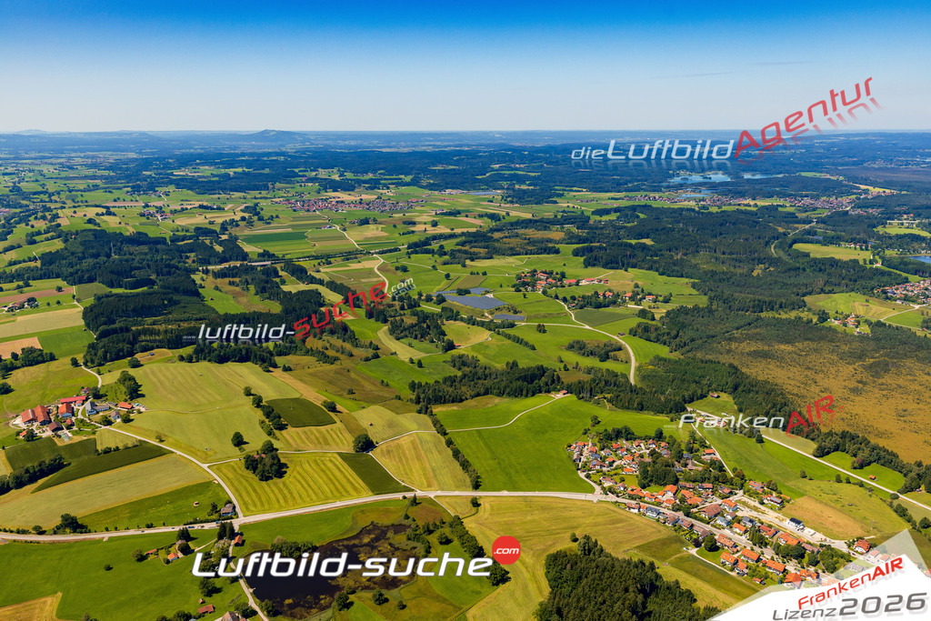 Geschenkidee Johanisberg bei Penzberg -Die Luftbildaufnahme wurde 2025 vom UL-Flugzeug heraus erstellt ( keine Drohne ) - Hochauflösende Luftaufnahme -Nicht vergleichbar mit Google Maps oder Satelittenbilder- Die Geschenkidee !Mit Lizenz und Bildrechte bestellbar