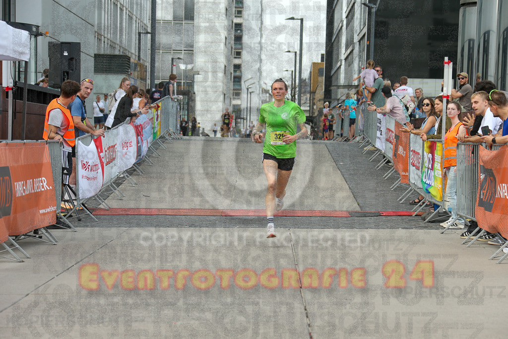 250920_1516_EX1_8699 | Sportfotografie im Rhein-Sieg Kreis, Köln, Bonn, NRW, Rheinland Pfalz, Hessen, etc. Unser Tätigkeitsfeld umfasst den Laufsport vom Volkslauf über den Marathon, Duathlon, Triathon bis zum Ultralauf wie Kölnpfad Ultra oder Schindertrail.