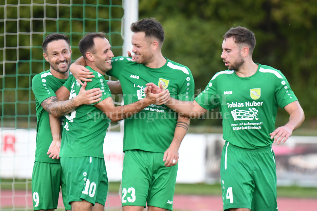 SpVgg GW Deggendorf : TSV Karpfham | Patrick Drofa; Tobias Dandl; Christian Brückl; Luca Winterstötter - Realisiert mit Pictrs.com