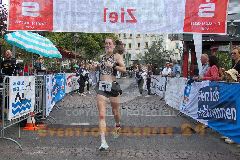 250824_1252_EV4_9588 | Sportfotografie im Rhein-Sieg Kreis, Köln, Bonn, NRW, Rheinland Pfalz, Hessen, etc. Unser Tätigkeitsfeld umfasst den Laufsport vom Volkslauf über den Marathon, Duathlon, Triathon bis zum Ultralauf wie Kölnpfad Ultra oder Schindertrail.