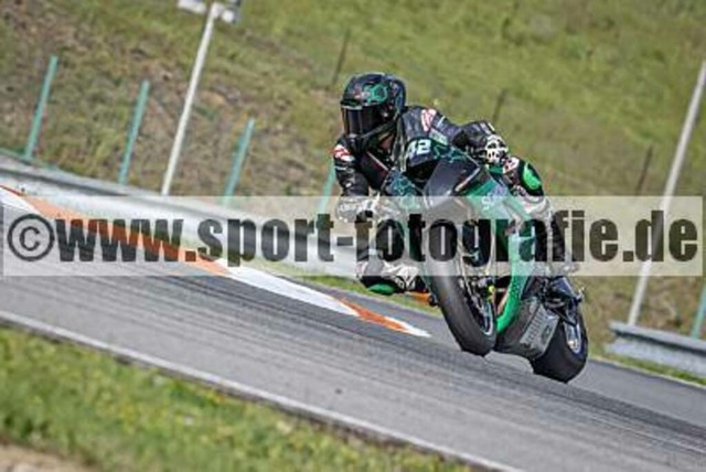 pube1239 | Professionelle Fotos von Sportveranstaltungen, aber auch Hochzeiten und anderen Events. - Realisiert mit Pictrs.com
